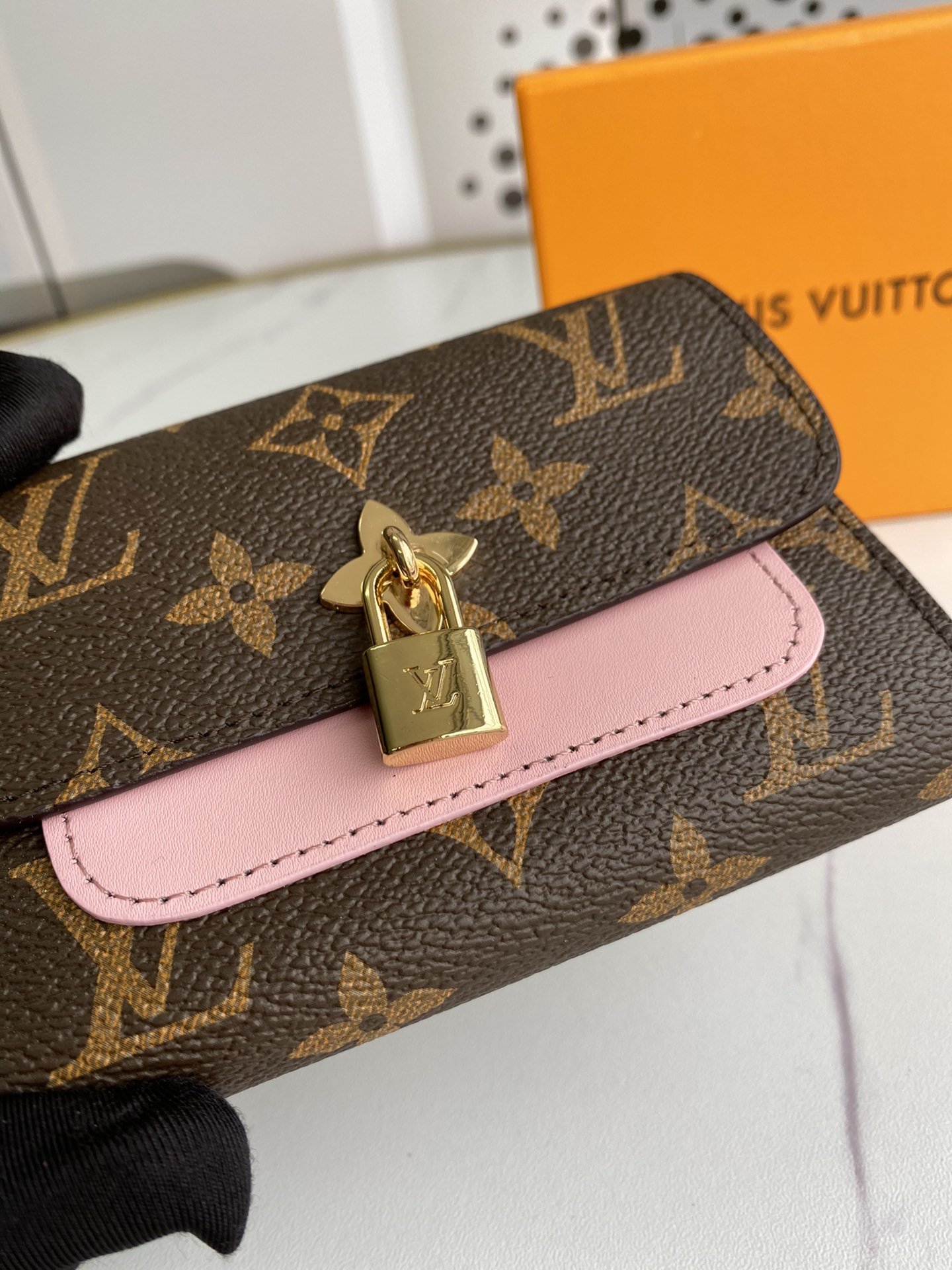 かっこいい おしゃれルイヴィトン Louis Vuitton 財布ブランドスーパーコピーN品代引き可能国内発送後払い安全必ず届く優良サイト