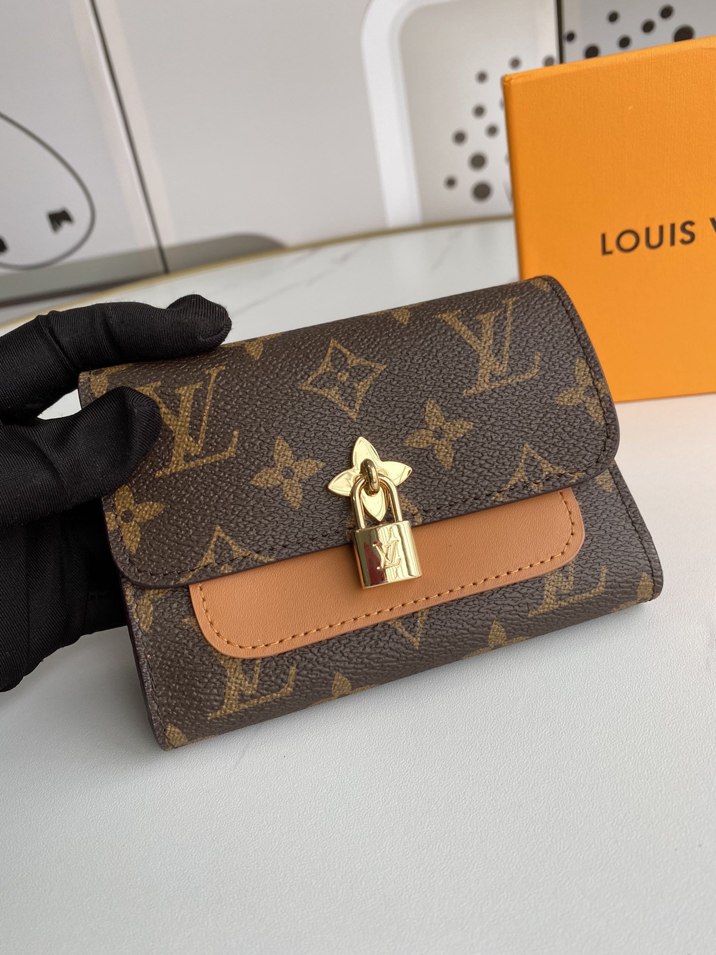 かっこいい おしゃれルイヴィトン Louis Vuitton 財布ブランドスーパーコピーN品代引き可能国内発送後払い安全必ず届く優良サイト