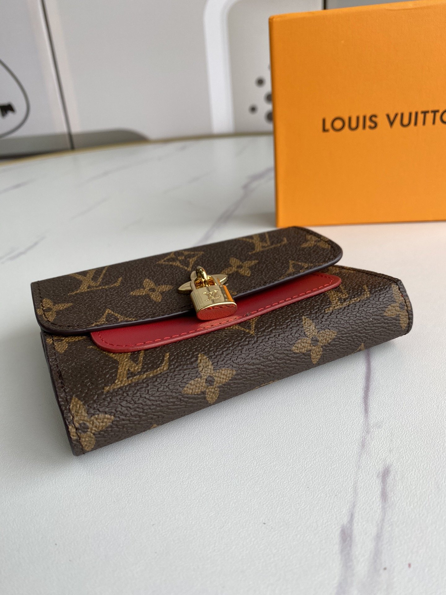 かっこいい おしゃれルイヴィトン Louis Vuitton 財布ブランドスーパーコピーN品代引き可能国内発送後払い安全必ず届く優良サイト