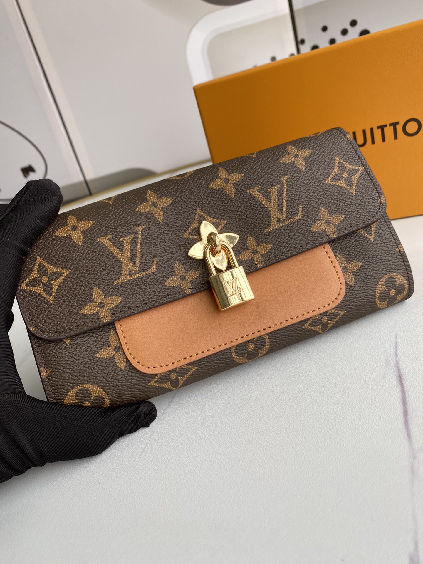 かっこいい おしゃれルイヴィトン Louis Vuitton 財布ブランドスーパーコピーN品代引き可能国内発送後払い安全必ず届く優良サイト