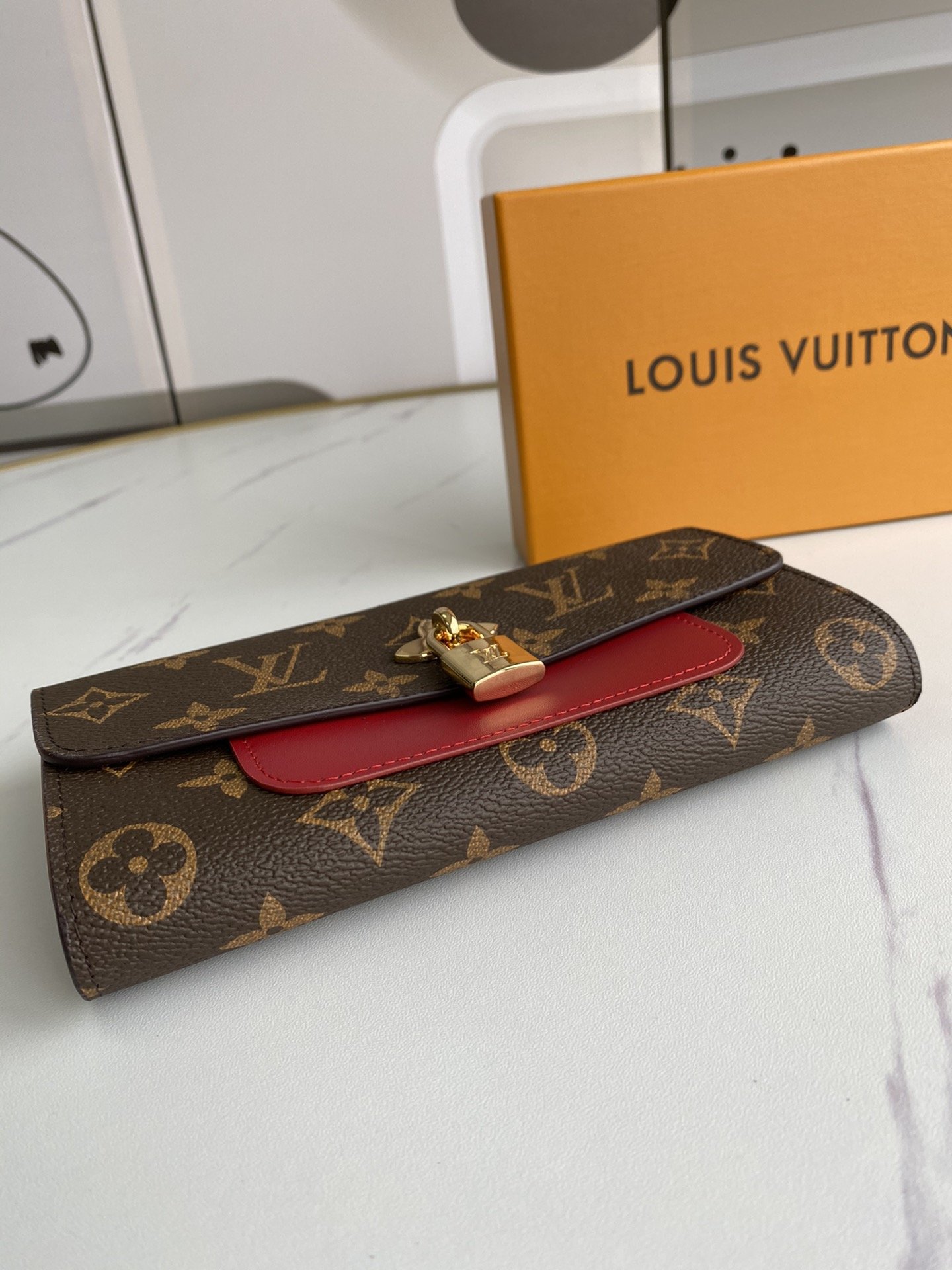 かっこいい おしゃれルイヴィトン Louis Vuitton 財布ブランドスーパーコピーN品代引き可能国内発送後払い安全必ず届く優良サイト