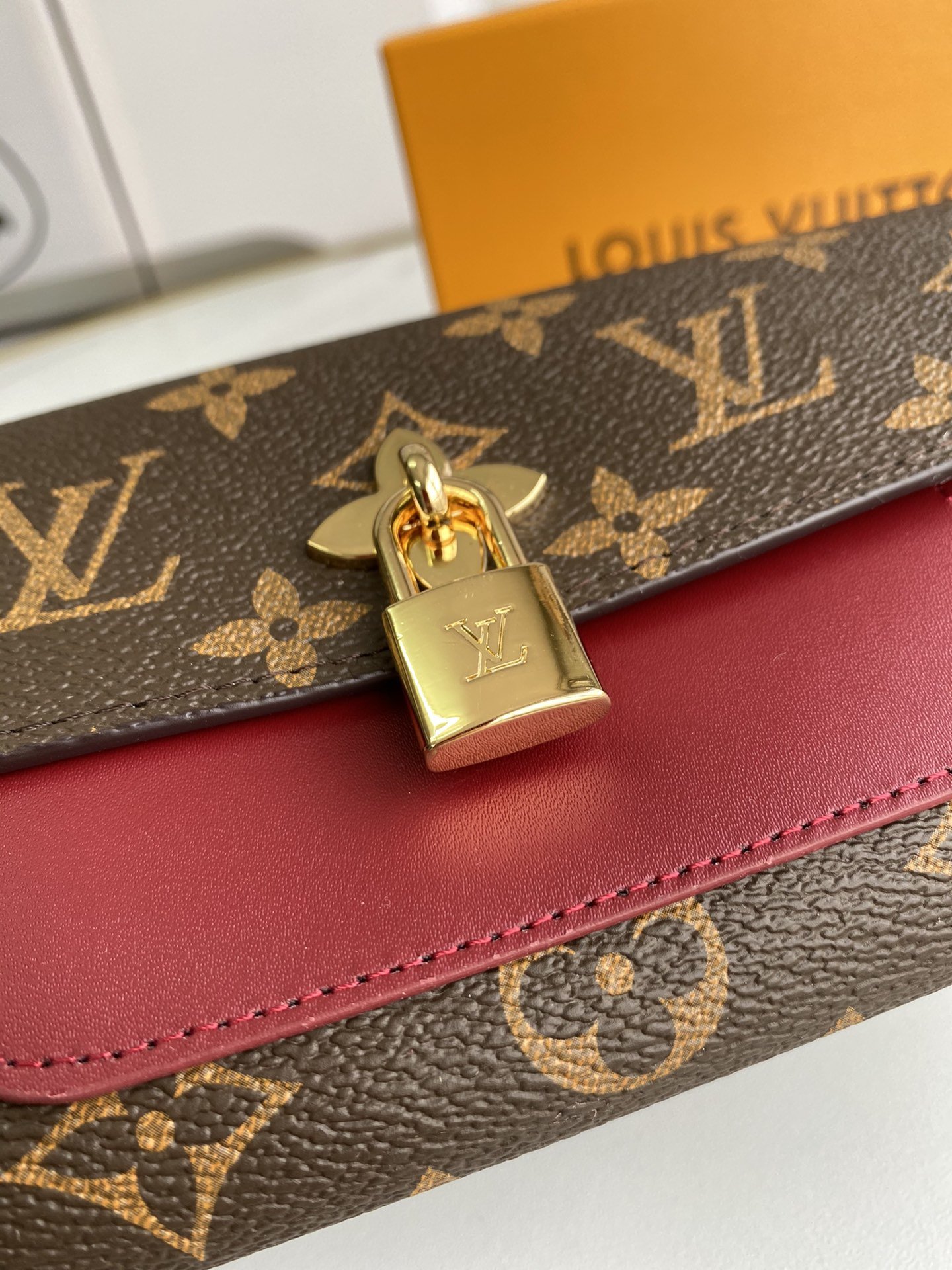 かっこいい おしゃれルイヴィトン Louis Vuitton 財布ブランドスーパーコピーN品代引き可能国内発送後払い安全必ず届く優良サイト