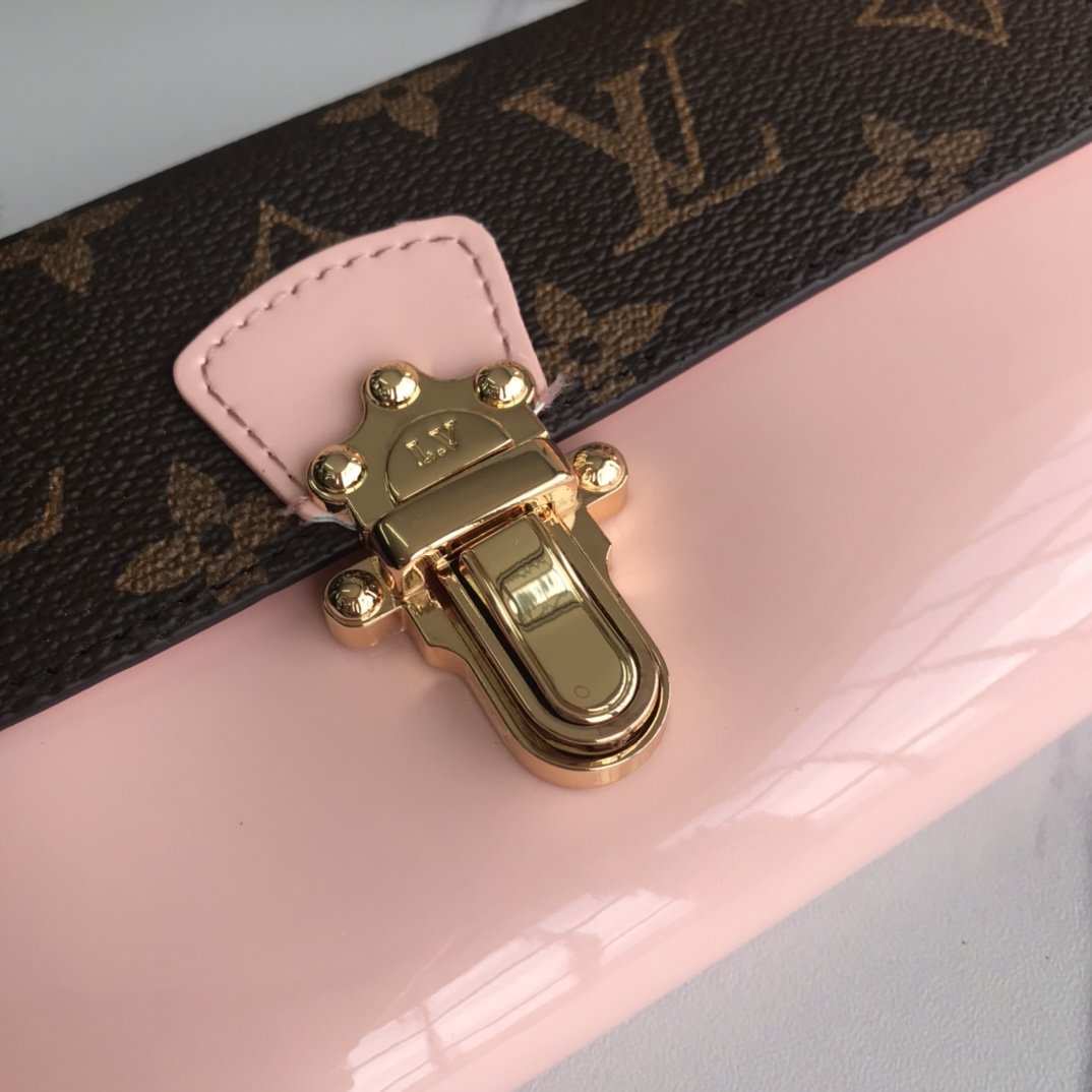 新入荷ルイヴィトン Louis Vuitton 長財布ブランドスーパーコピー財布N品代引き対応国内発送後払い安全必ず届く信用できるサイト