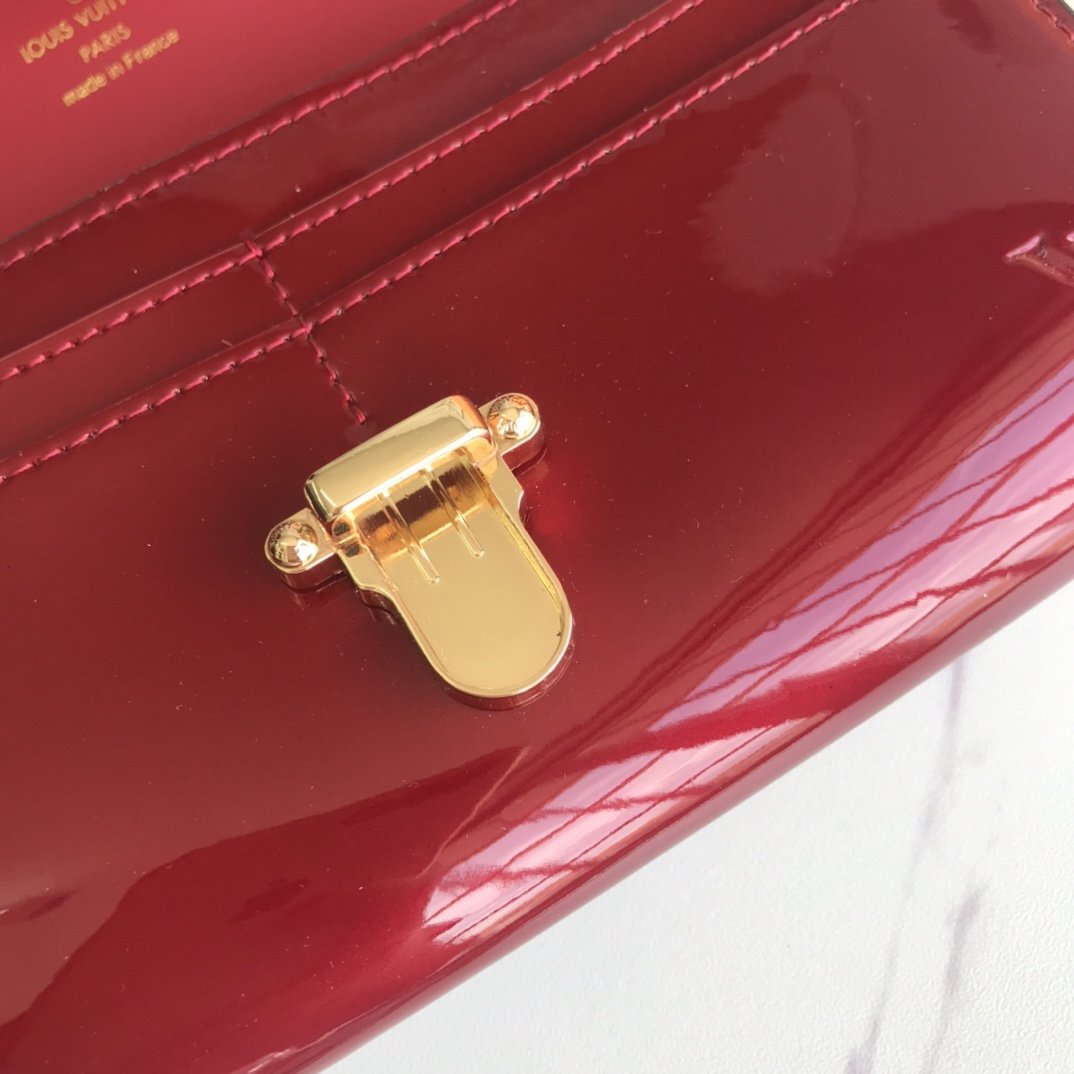 新入荷ルイヴィトン Louis Vuitton 長財布ブランドスーパーコピー財布N品代引き対応国内発送後払い安全必ず届く信用できるサイト