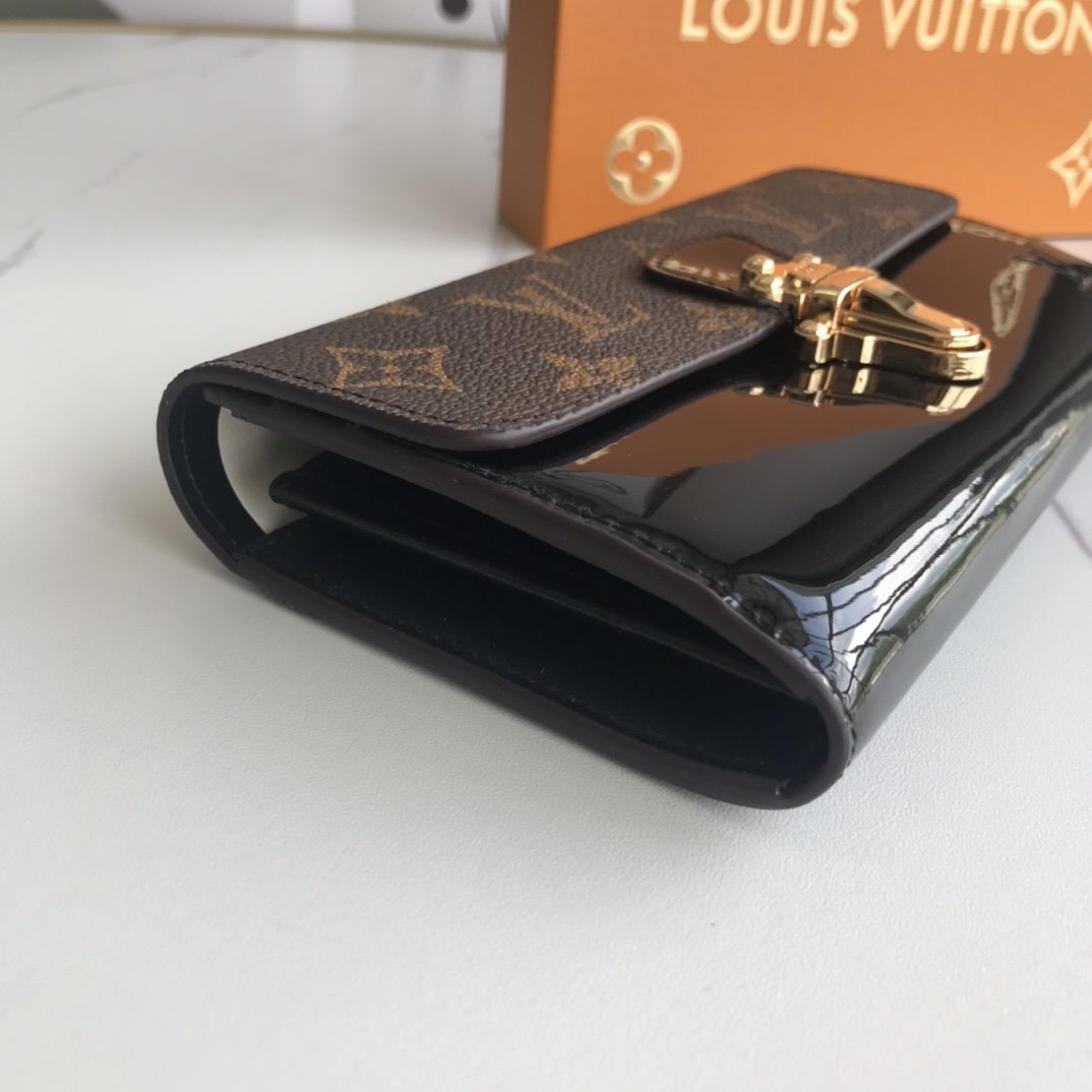 新入荷ルイヴィトン Louis Vuitton 長財布ブランドスーパーコピー財布N品代引き対応国内発送後払い安全必ず届く信用できるサイト