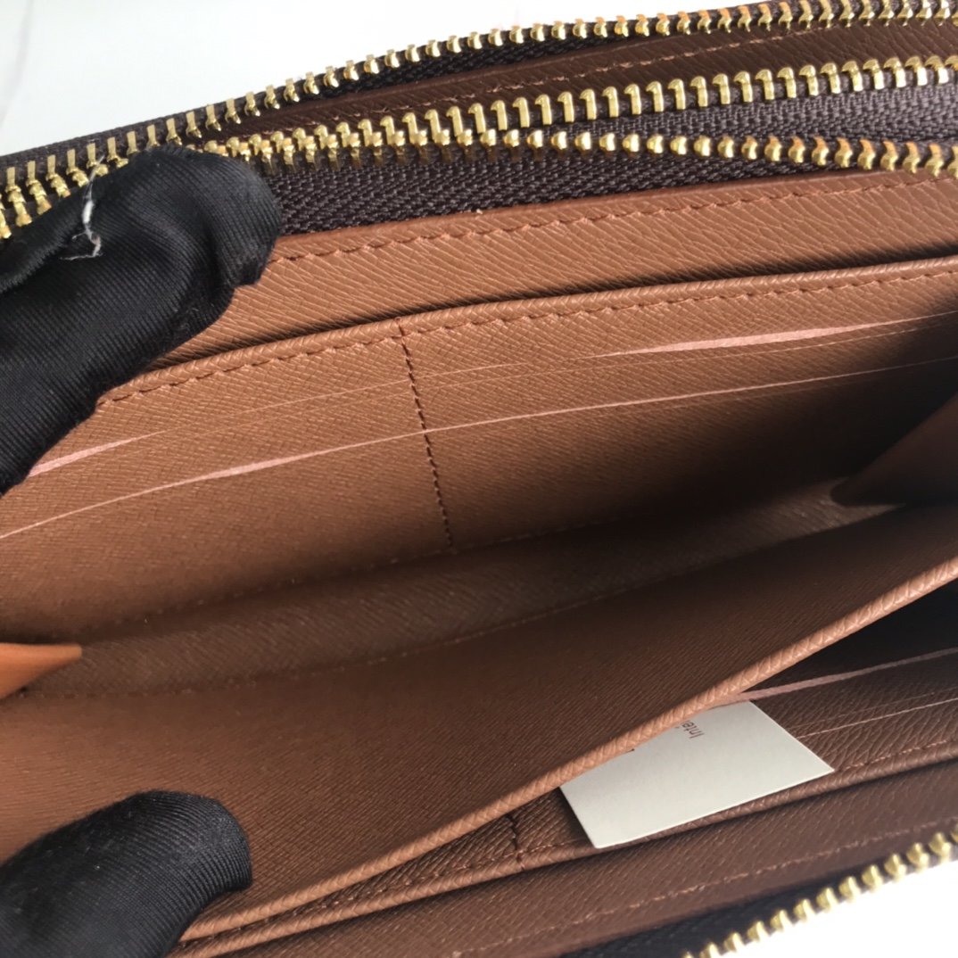 新入荷ルイヴィトン Louis Vuitton 長財布ブランドスーパーコピー財布N品代引き対応国内発送後払い安全必ず届く信用できるサイト