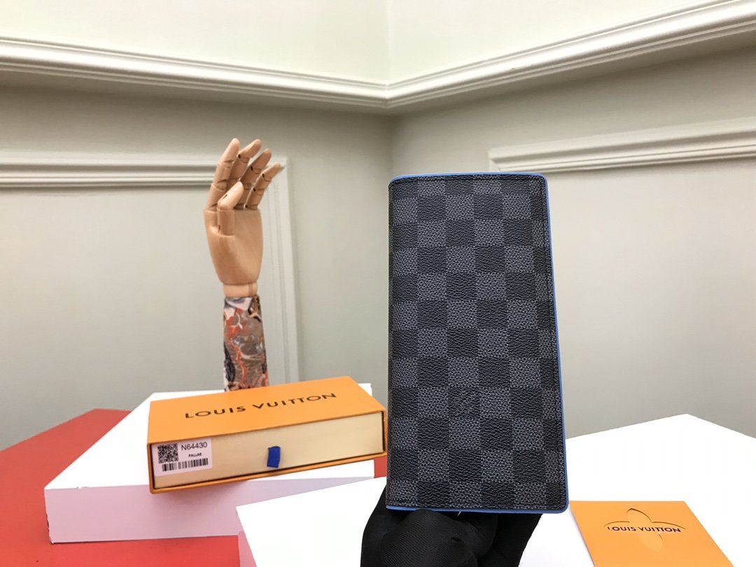 新入荷ルイヴィトン Louis Vuitton 長財布ブランドスーパーコピー財布N品代引き対応国内発送後払い安全必ず届く信用できるサイト