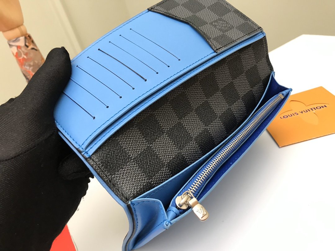 新入荷ルイヴィトン Louis Vuitton 長財布ブランドスーパーコピー財布N品代引き対応国内発送後払い安全必ず届く信用できるサイト
