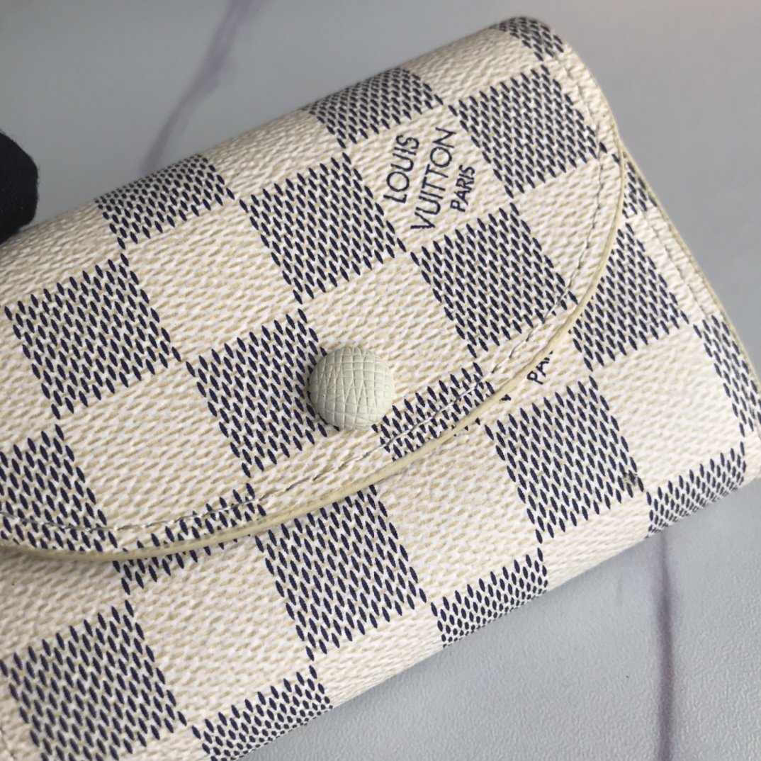 新入荷ルイヴィトン Louis Vuitton 長財布ブランドスーパーコピー財布N品代引き対応国内発送後払い安全必ず届く信用できるサイト