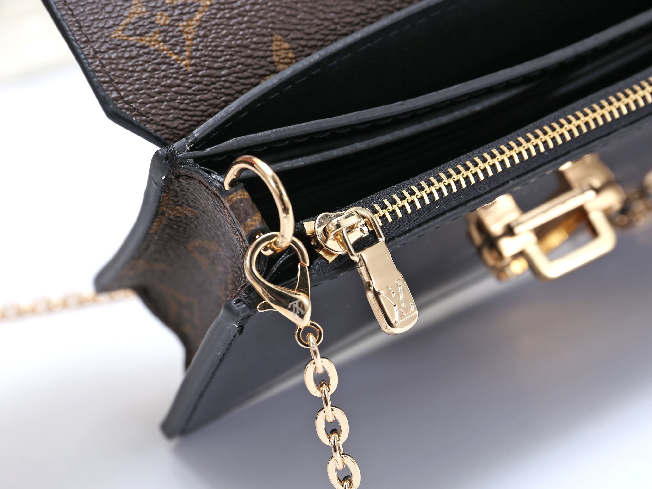 新入荷ルイヴィトン Louis Vuitton 長財布ブランドスーパーコピー財布N品代引き対応国内発送後払い安全必ず届く信用できるサイト