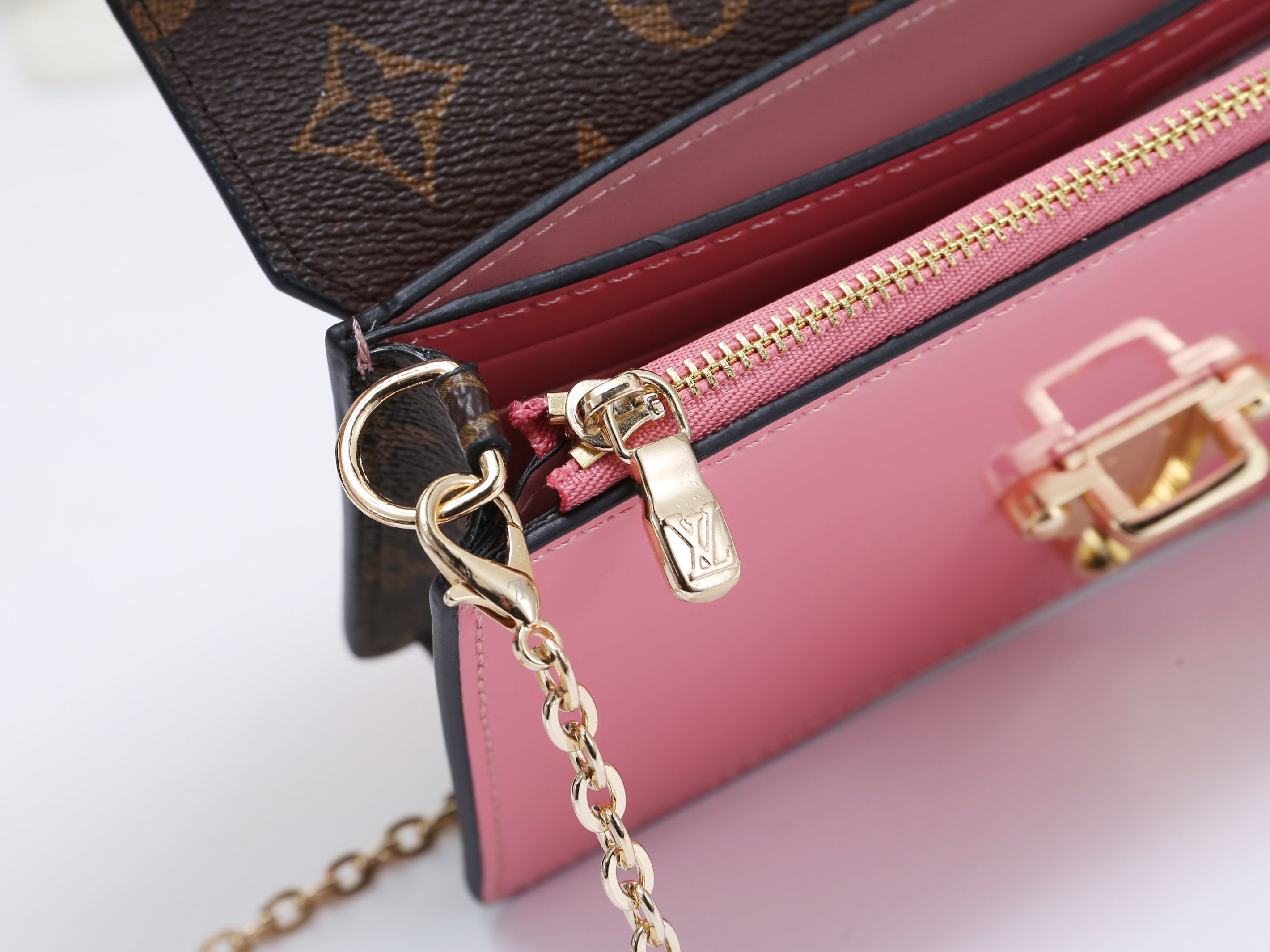 新入荷ルイヴィトン Louis Vuitton 長財布ブランドスーパーコピー財布N品代引き対応国内発送後払い安全必ず届く信用できるサイト