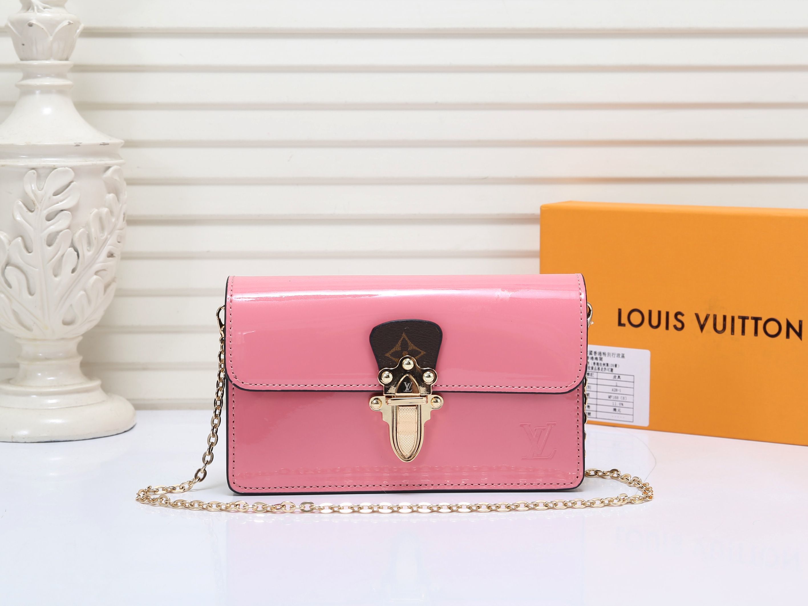 新入荷ルイヴィトン Louis Vuitton 長財布ブランドスーパーコピー財布N品代引き対応国内発送後払い安全必ず届く信用できるサイト