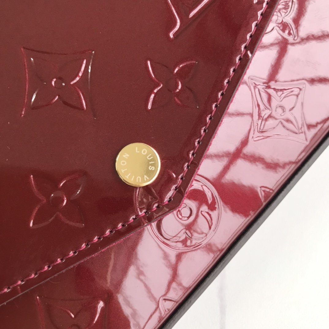 新入荷ルイヴィトン Louis Vuitton 長財布ブランドスーパーコピー財布N品代引き対応国内発送後払い安全必ず届く信用できるサイト