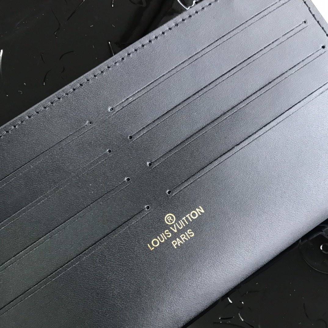 新入荷ルイヴィトン Louis Vuitton 長財布ブランドスーパーコピー財布N品代引き対応国内発送後払い安全必ず届く信用できるサイト
