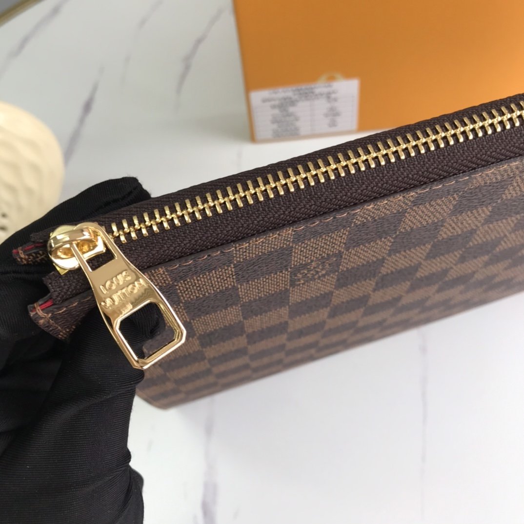 新入荷ルイヴィトン Louis Vuitton 長財布ブランドスーパーコピー財布N品代引き対応国内発送後払い安全必ず届く信用できるサイト