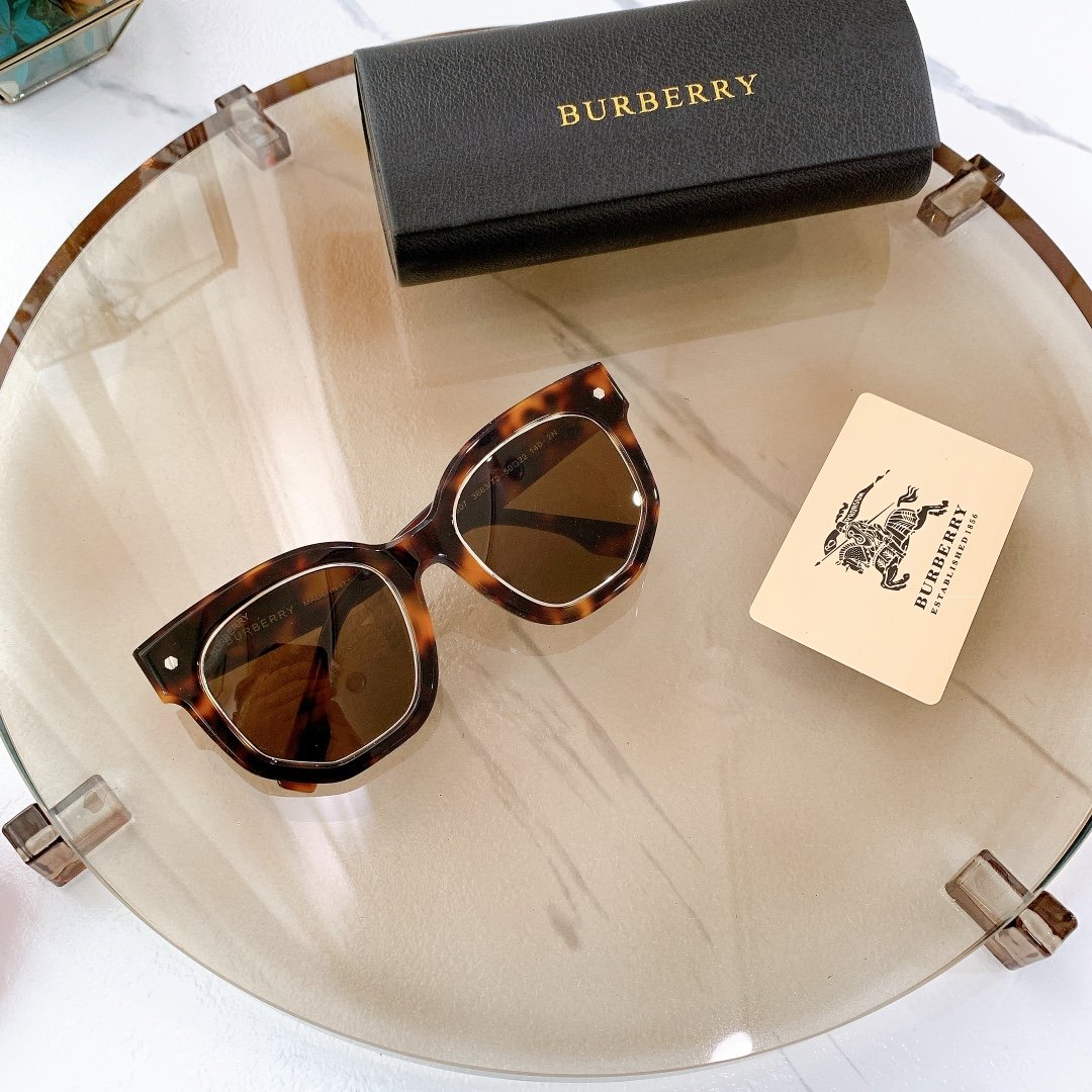 かっこいい おしゃれBurberry バーバリー メンズ/レディース サングラス BE4307 ブランドスーパーコピー眼鏡N品代引き対応国内