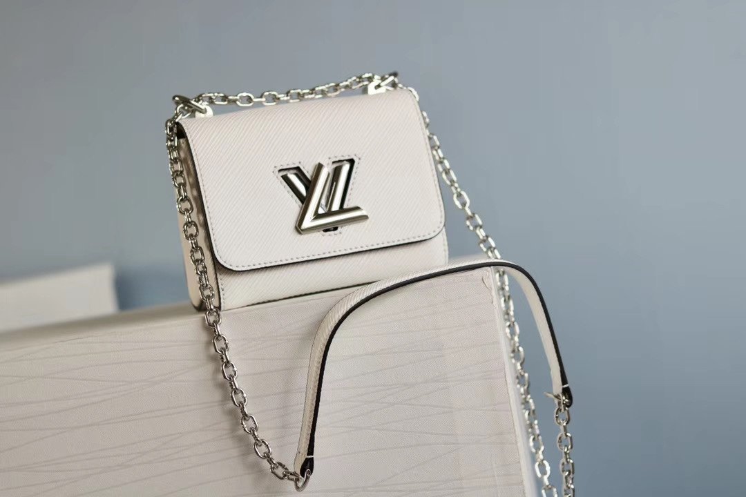ばれないルイヴィトン Louis Vuitton バッグ 実物の写真 N品スーパーコピーバッグ代引き対応国内発送後払い安全必ず届く優良サイト