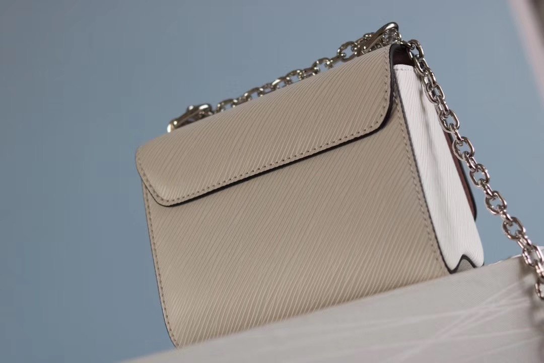 ばれないルイヴィトン Louis Vuitton バッグ 実物の写真 N品スーパーコピーバッグ代引き対応国内発送後払い安全必ず届く優良サイト