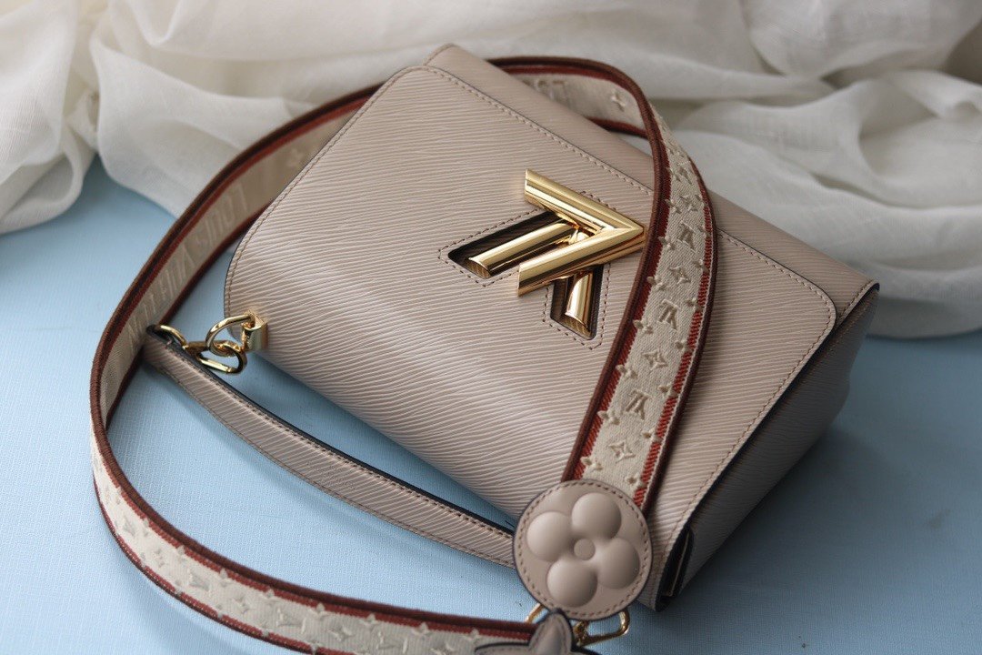 ばれないルイヴィトン Louis Vuitton バッグ 実物の写真 N品スーパーコピーバッグ代引き対応国内発送後払い安全必ず届く優良サイト
