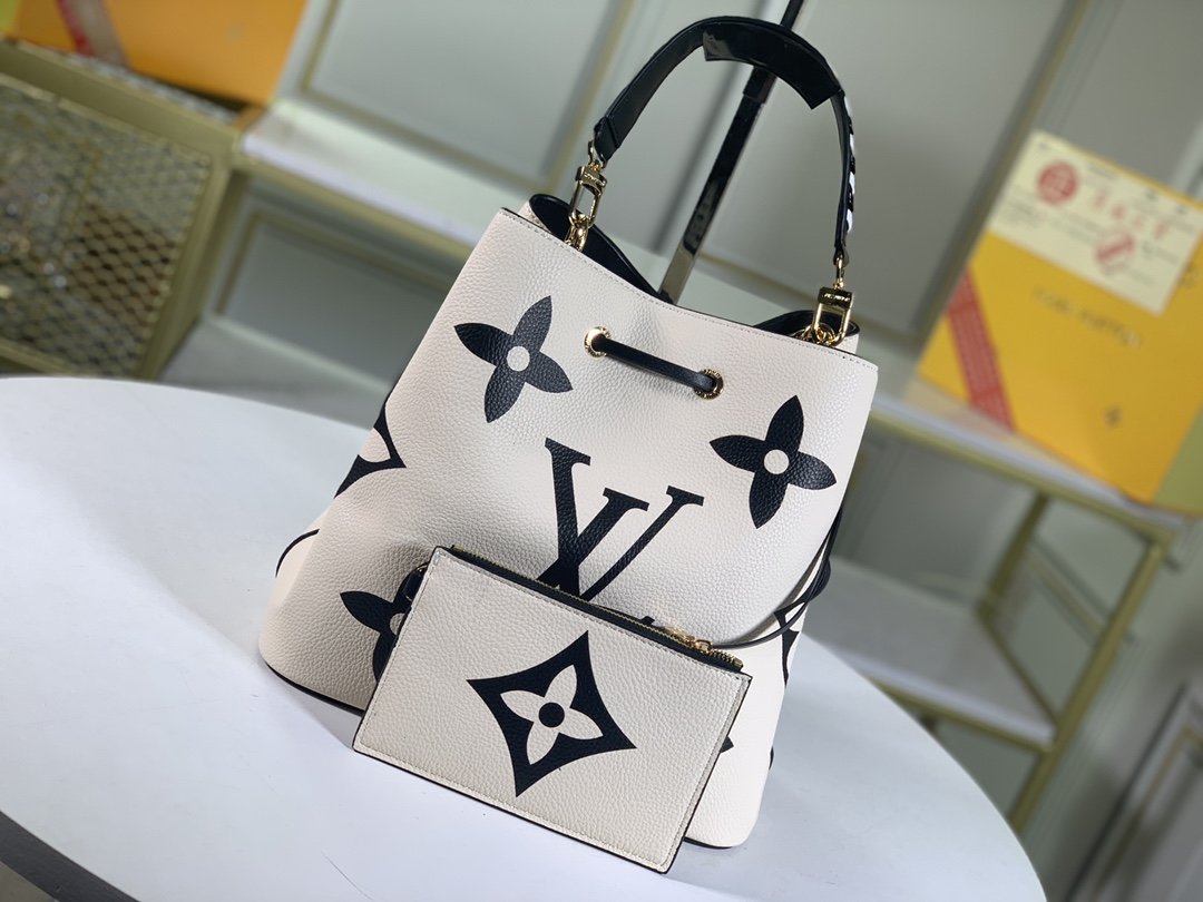 ばれないルイヴィトン Louis Vuitton バッグ 実物の写真 N品スーパーコピーバッグ代引き対応国内発送後払い安全必ず届く優良サイト