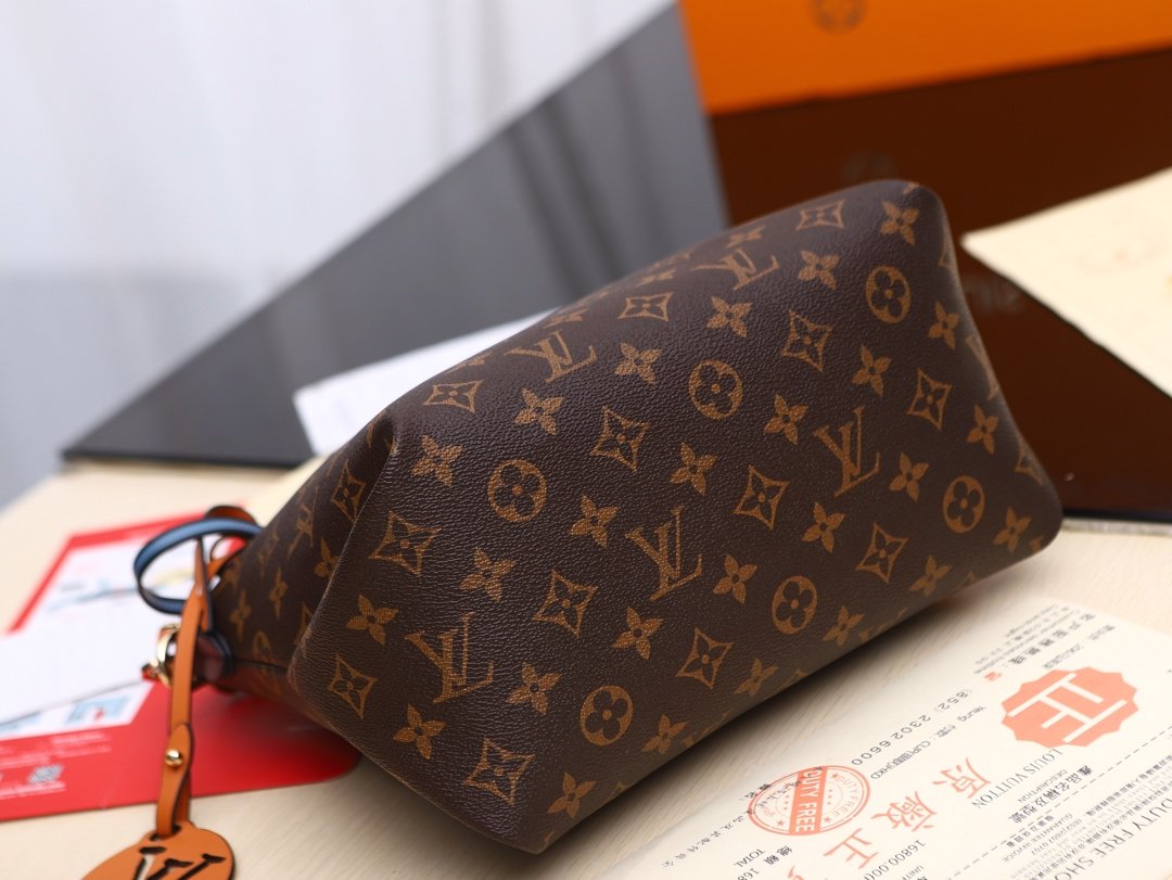 ばれないルイヴィトン Louis Vuitton バッグ 実物の写真 N品スーパーコピーバッグ代引き対応国内発送後払い安全必ず届く優良サイト