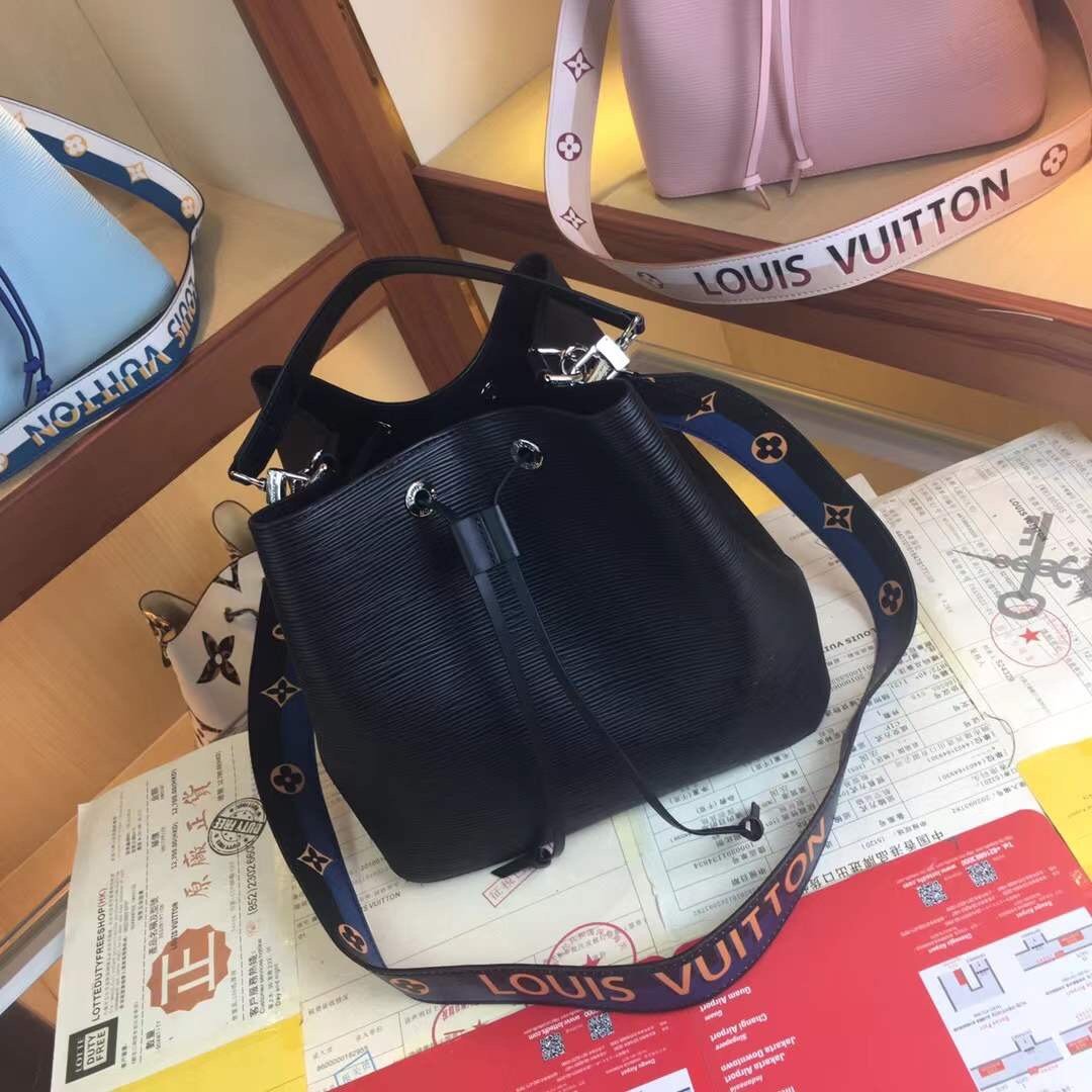 ばれないルイヴィトン Louis Vuitton バッグ 実物の写真 N品スーパーコピーバッグ代引き対応国内発送後払い安全必ず届く優良サイト