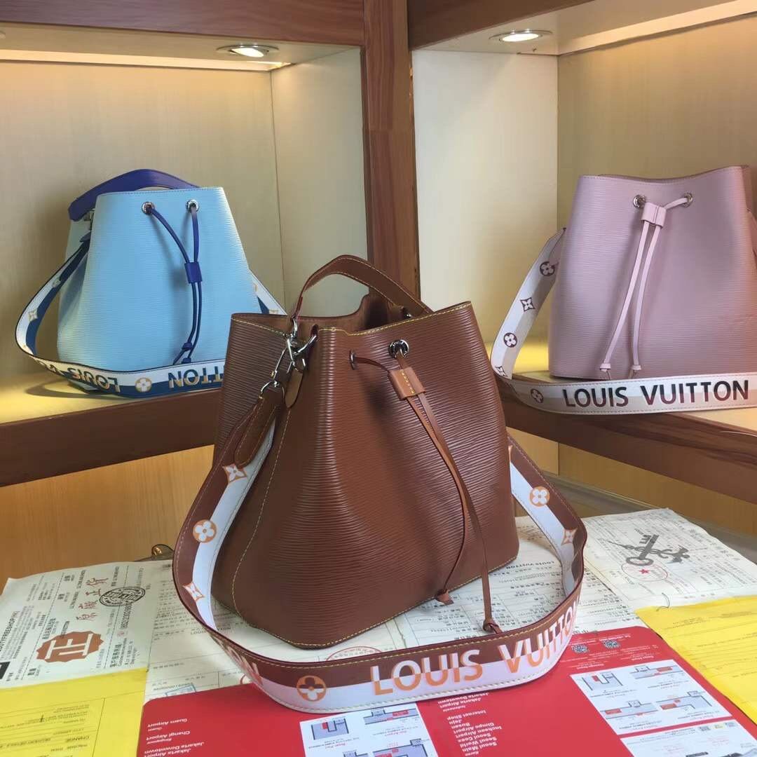 ばれないルイヴィトン Louis Vuitton バッグ 実物の写真 N品スーパーコピーバッグ代引き対応国内発送後払い安全必ず届く優良サイト