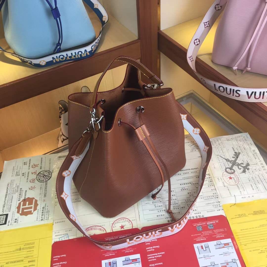 ばれないルイヴィトン Louis Vuitton バッグ 実物の写真 N品スーパーコピーバッグ代引き対応国内発送後払い安全必ず届く優良サイト