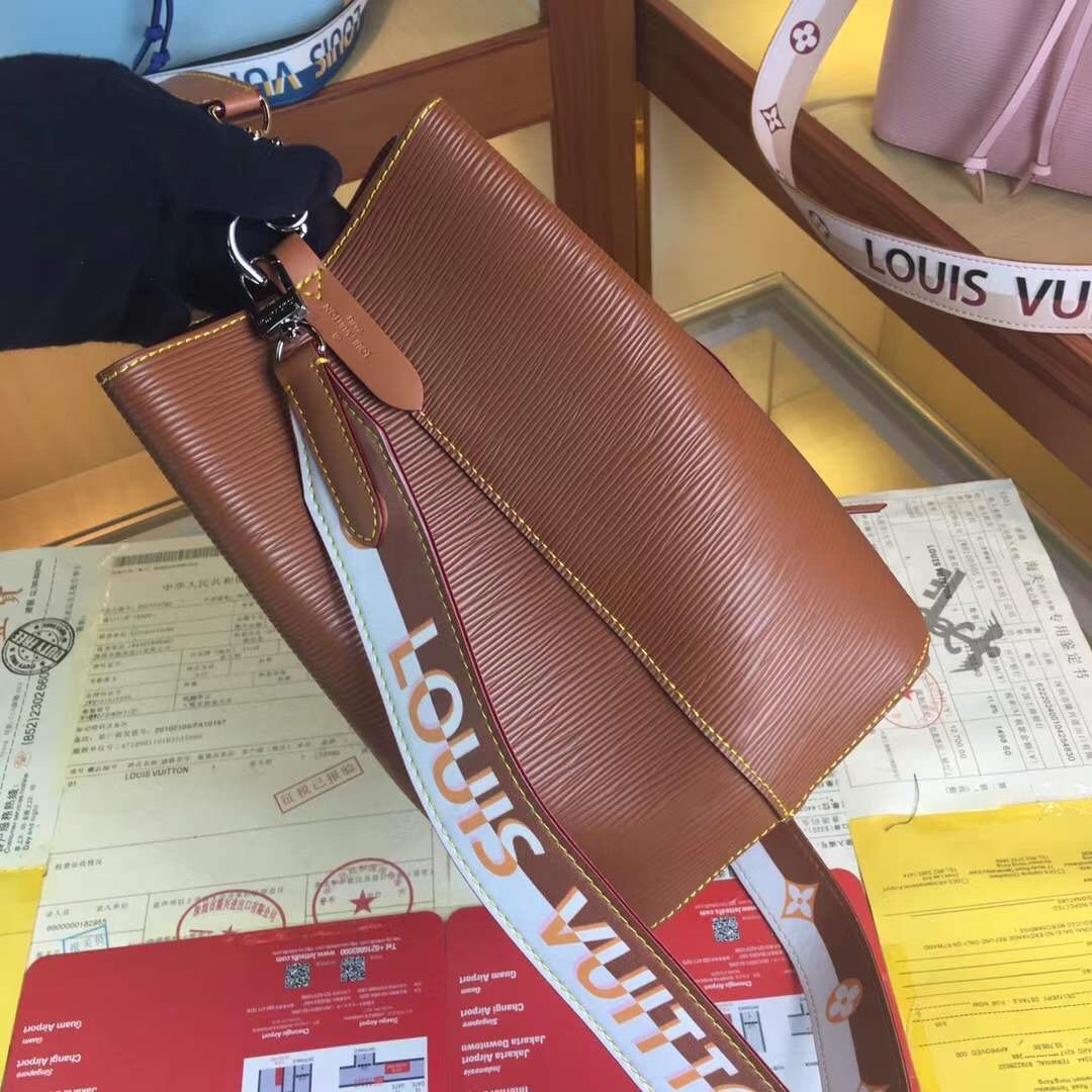 ばれないルイヴィトン Louis Vuitton バッグ 実物の写真 N品スーパーコピーバッグ代引き対応国内発送後払い安全必ず届く優良サイト