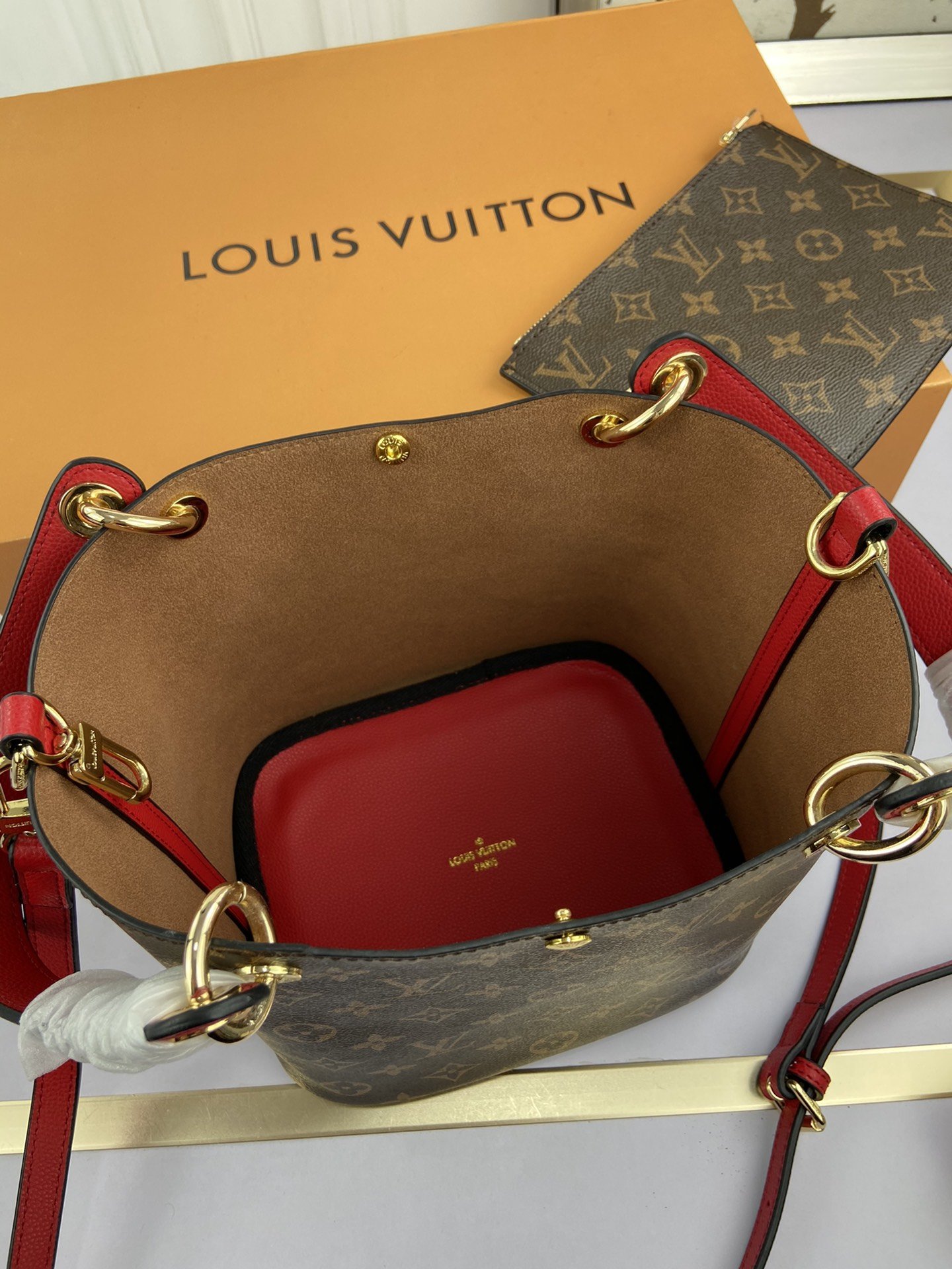 ばれないルイヴィトン Louis Vuitton バッグ 実物の写真 N品スーパーコピーバッグ代引き対応国内発送後払い安全必ず届く優良サイト