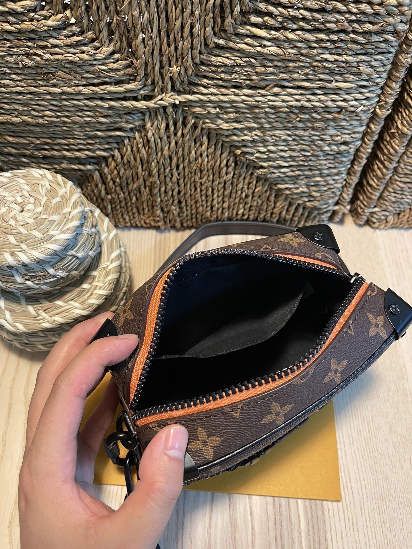 ばれないルイヴィトン Louis Vuitton バッグ 実物の写真 N品スーパーコピーバッグ代引き対応国内発送後払い安全必ず届く優良サイト