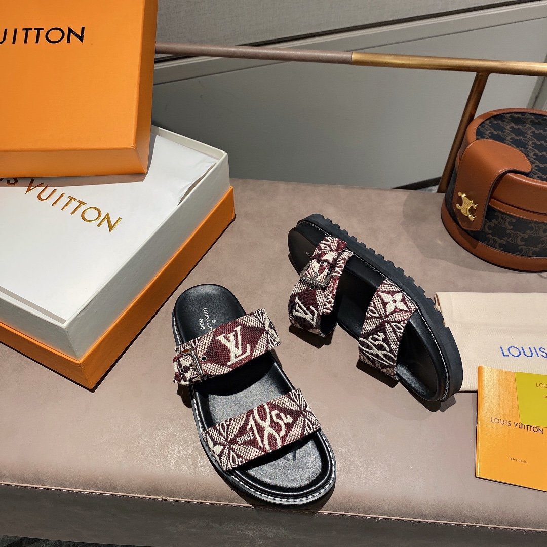 上質 大人気 ルイヴィトン Louis Vuitton サンダル 実物の写真 N品スーパーコピー代引き可能国内発送後払い安全必ず届く信用できるサイト