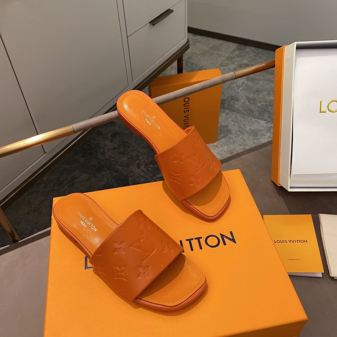 上質 大人気 ルイヴィトン Louis Vuitton サンダル 実物の写真 N品スーパーコピー代引き可能国内発送後払い安全必ず届く信用できるサイト