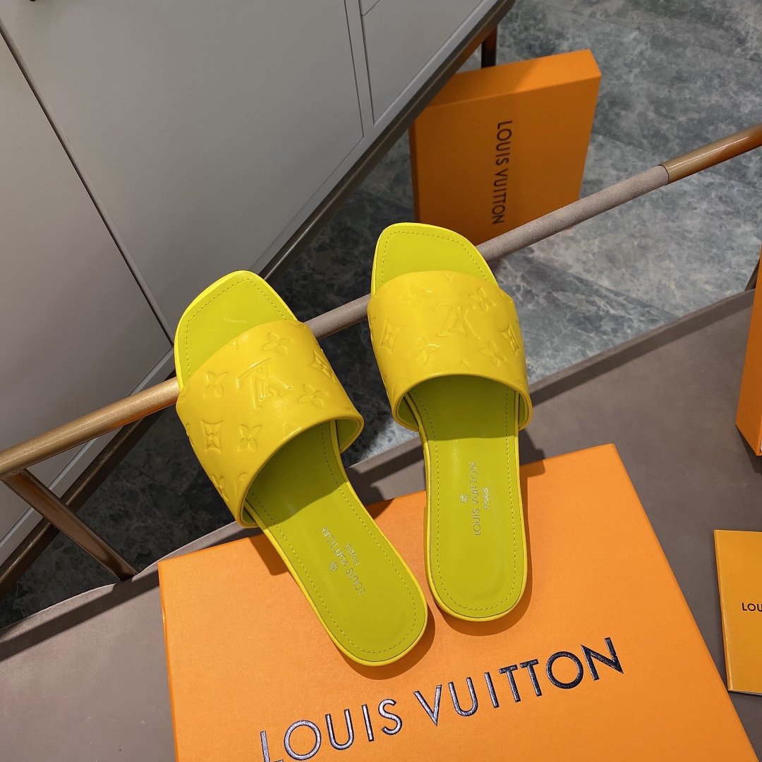 上質 大人気 ルイヴィトン Louis Vuitton サンダル 実物の写真 N品スーパーコピー代引き可能国内発送後払い安全必ず届く信用できるサイト