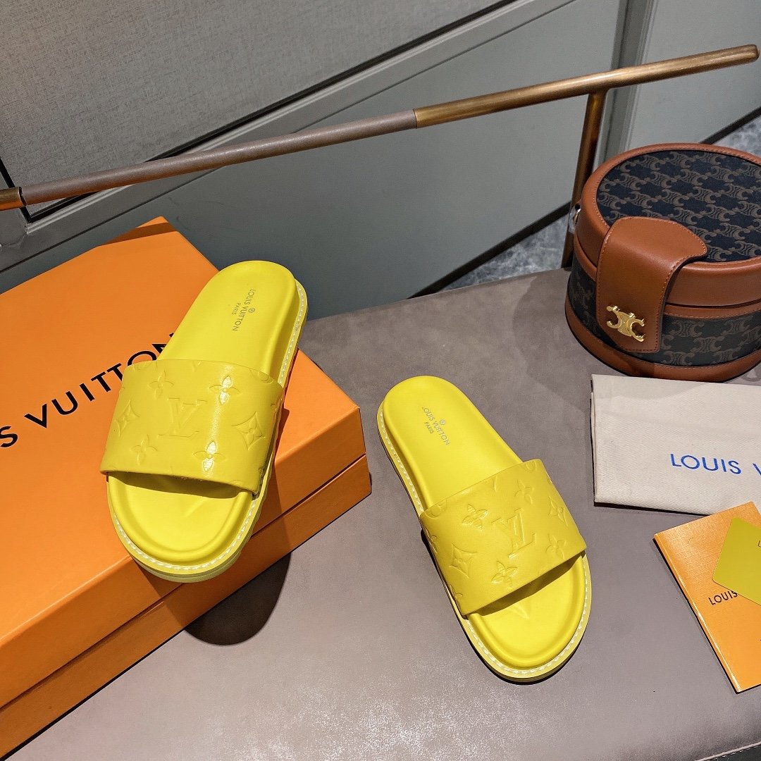 上質 大人気 ルイヴィトン Louis Vuitton サンダル 実物の写真 N品スーパーコピー代引き可能国内発送後払い安全必ず届く信用できるサイト