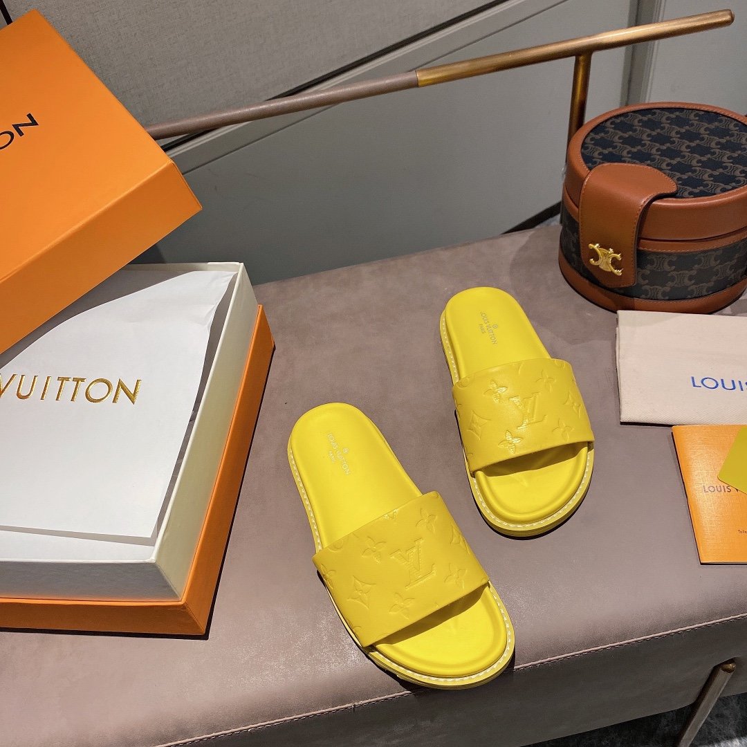 上質 大人気 ルイヴィトン Louis Vuitton サンダル 実物の写真 N品スーパーコピー代引き可能国内発送後払い安全必ず届く信用できるサイト