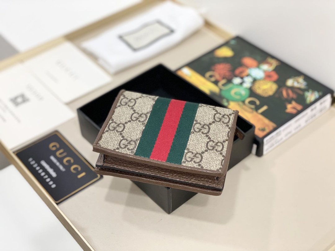 人気商品登場Gucci グッチ実物の写真 N品スーパーコピー財布代引き対応国内発送後払い安全必ず届く優良サイト