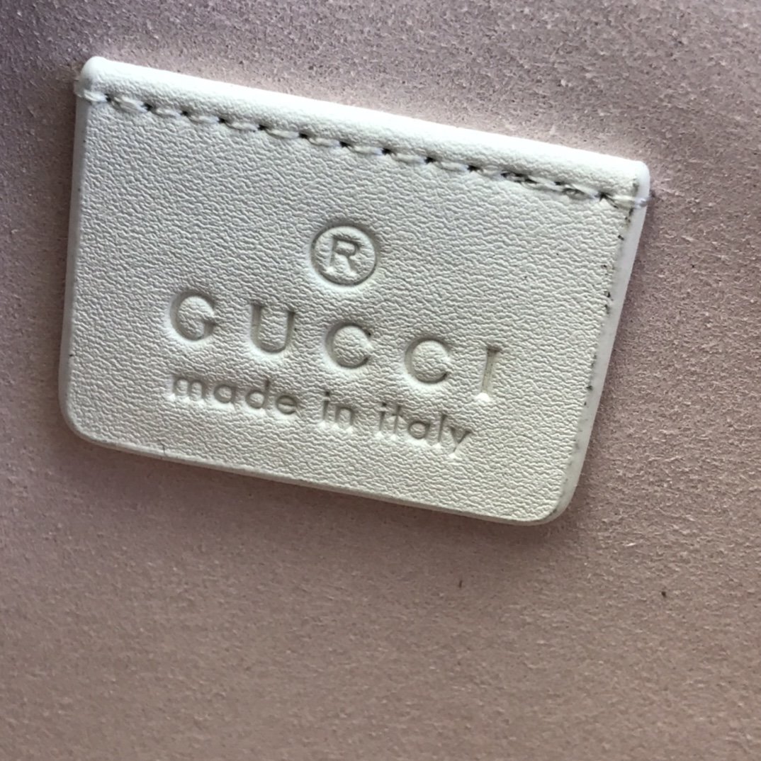 人気商品登場Gucci グッチ実物の写真 N品スーパーコピー財布代引き対応国内発送後払い安全必ず届く優良サイト