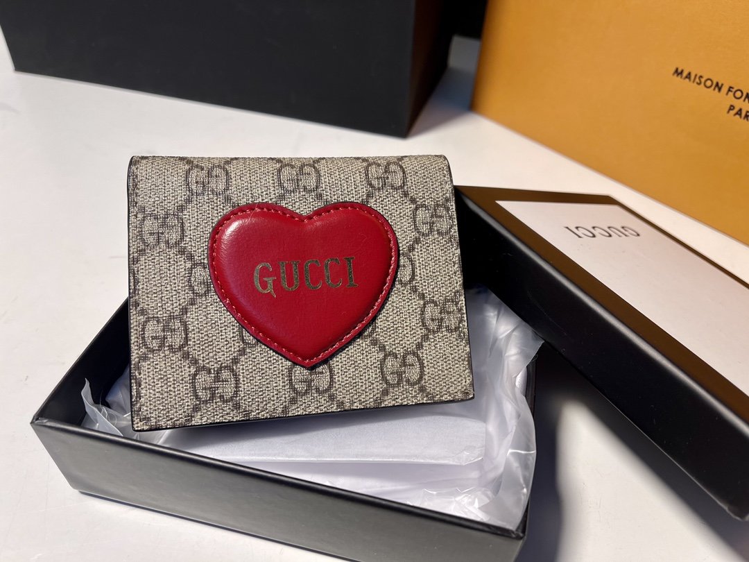 人気商品登場Gucci グッチ実物の写真 N品スーパーコピー財布代引き対応国内発送後払い安全必ず届く優良サイト