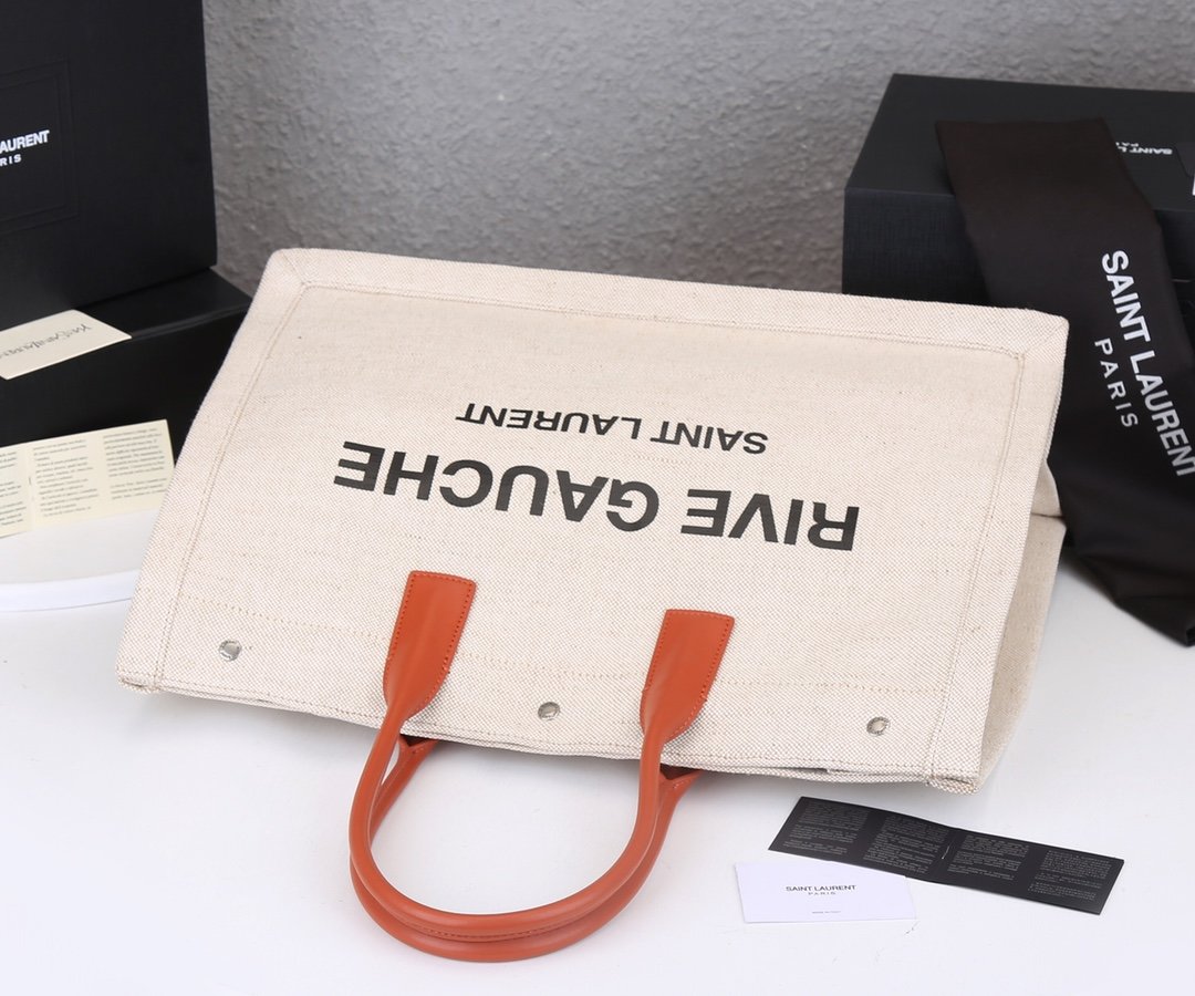 お洒落に魅せるYSL イヴサンローラン バッグ 実物の写真 N品スーパーコピー代引き対応国内発送後払い安全必ず届く信用できるサイト