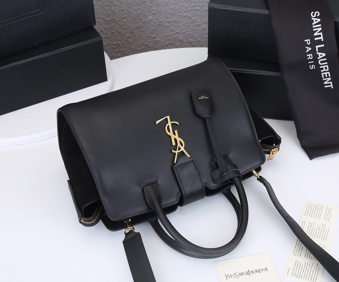 お洒落に魅せるYSL イヴサンローラン バッグ 実物の写真 N品スーパーコピー代引き対応国内発送後払い安全必ず届く信用できるサイト