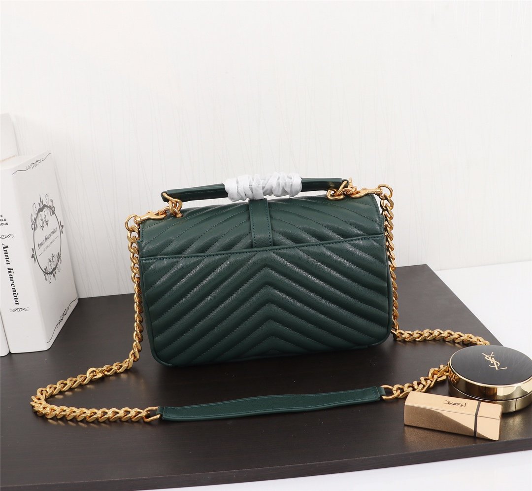 お洒落に魅せるYSL イヴサンローラン バッグ 実物の写真 N品スーパーコピー代引き対応国内発送後払い安全必ず届く信用できるサイト