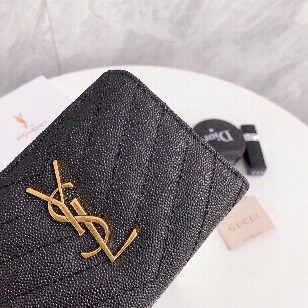 お洒落に魅せるYSL イヴサンローラン 実物の写真 N品スーパーコピー代引き対応国内発送後払い安全必ず届く信用できるサイト