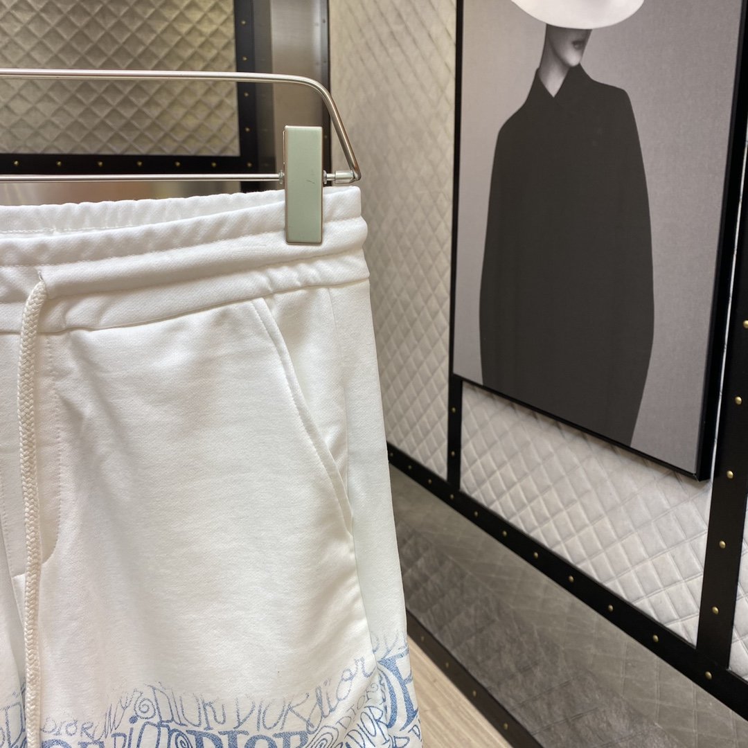 夏物新入荷Dior クリスチャンディオール 半ズボン 実物の写真 N品スーパーコピー服代引き対応国内発送後払い安全必ず届く信用できるサイト