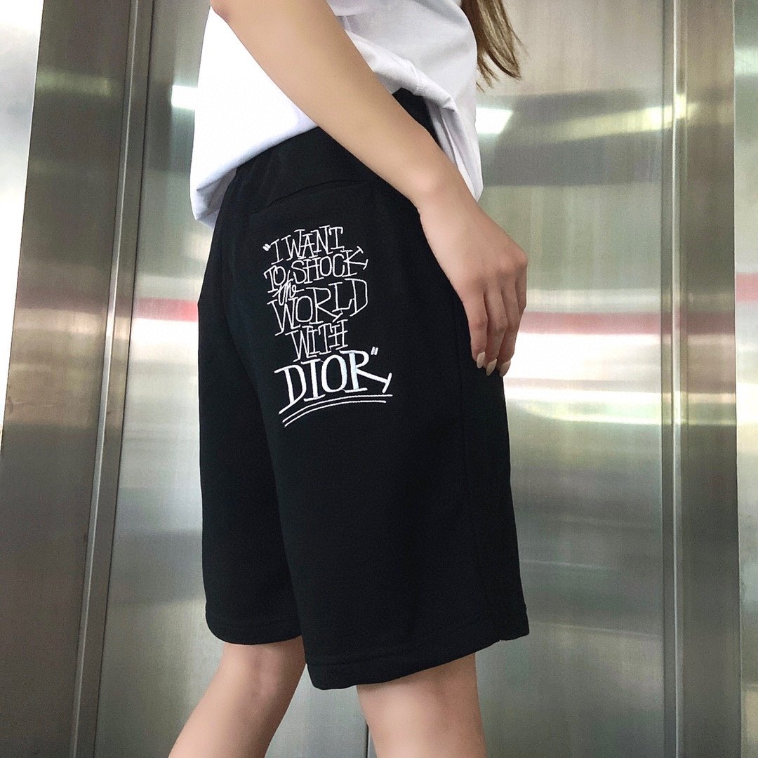 夏物新入荷Dior クリスチャンディオール 半ズボン 実物の写真 N品スーパーコピー服代引き対応国内発送後払い安全必ず届く信用できるサイト