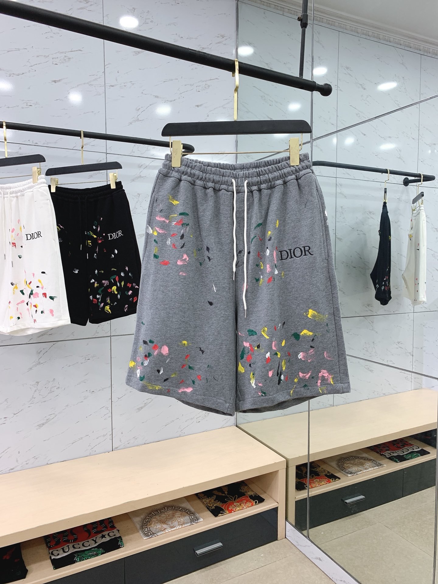 夏物新入荷Dior クリスチャンディオール 半ズボン 実物の写真 N品スーパーコピー服代引き対応国内発送後払い安全必ず届く信用できるサイト