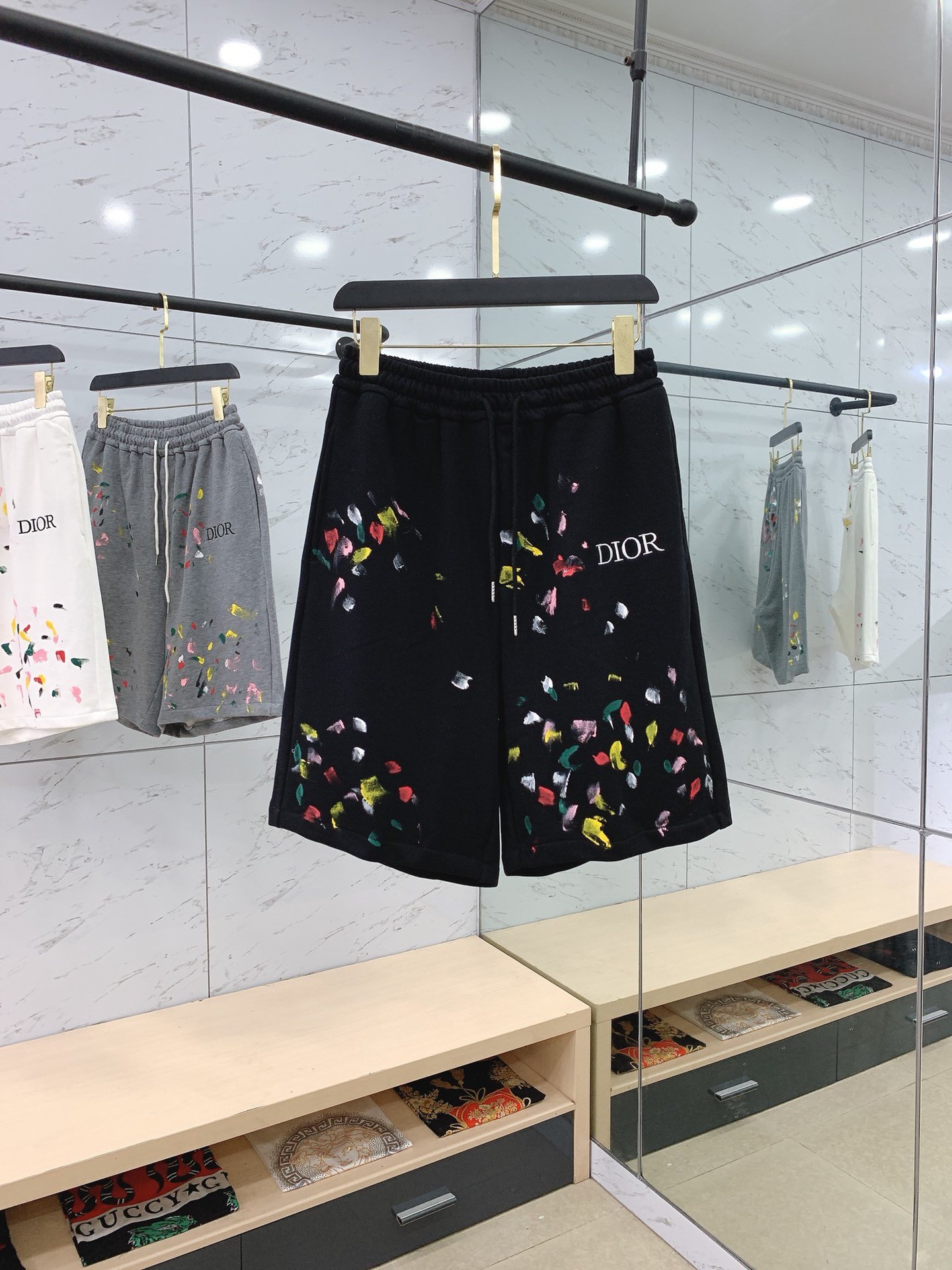 夏物新入荷Dior クリスチャンディオール 半ズボン 実物の写真 N品スーパーコピー服代引き対応国内発送後払い安全必ず届く信用できるサイト