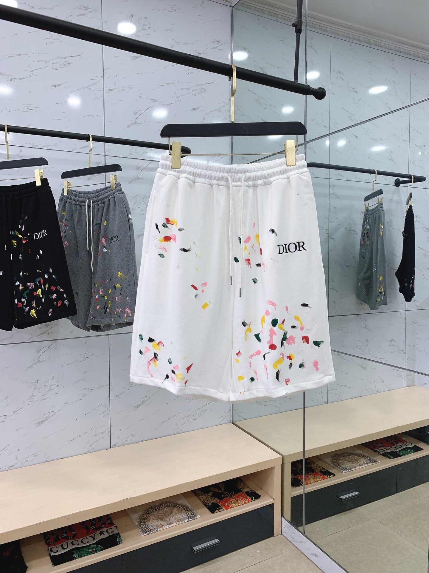 夏物新入荷Dior クリスチャンディオール 半ズボン 実物の写真 N品スーパーコピー服代引き対応国内発送後払い安全必ず届く信用できるサイト