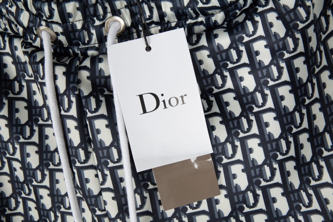 夏物新入荷Dior クリスチャンディオール 半ズボン 実物の写真 N品スーパーコピー服代引き対応国内発送後払い安全必ず届く信用できるサイト