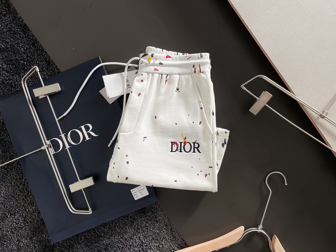 夏物新入荷Dior クリスチャンディオール 半ズボン 実物の写真 N品スーパーコピー服代引き対応国内発送後払い安全必ず届く信用できるサイト